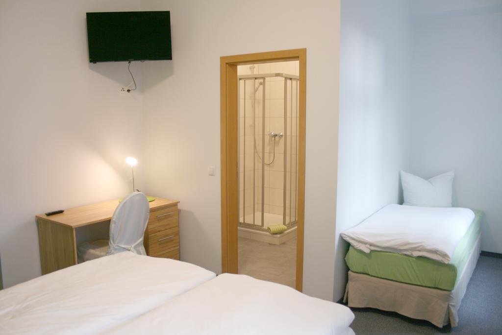 Lindencafe Luckenwalde Hotel ห้อง รูปภาพ